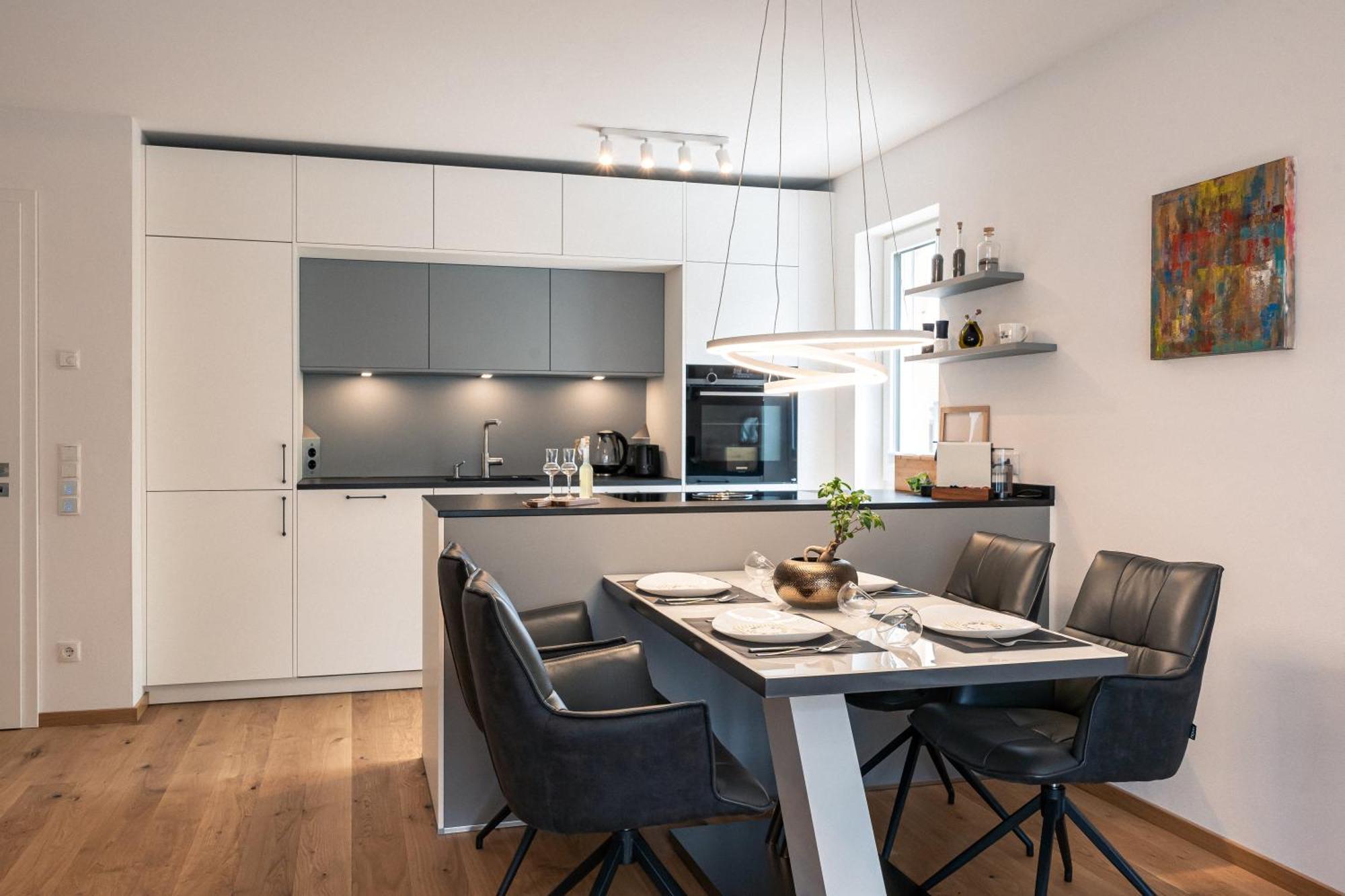 Alpdeluxe Smart Home - Balkon-Wanne-Tiefgarage-Bbq Kolbermoor Zewnętrze zdjęcie